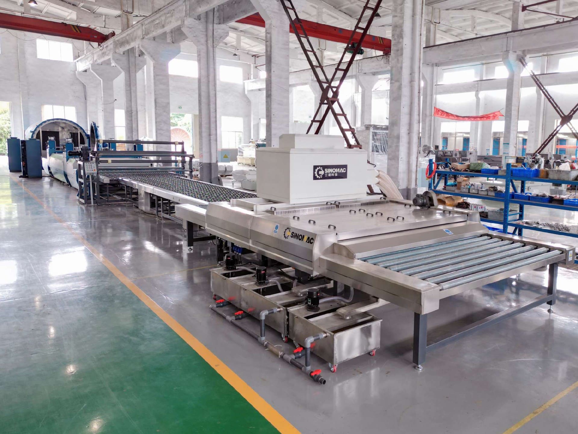 常州三诺打造整条半自动夹层玻璃生产线在印度尼西亚成功安装并调试